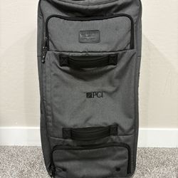 TRAVIS MATHEW ‘Express 2.0 ’ Gray Polyester Suitcase 
