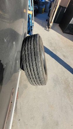 Tires 215 75 R17.5