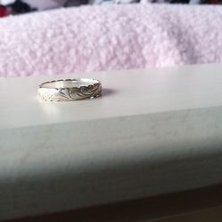 Size 8 Sterling Silver Band