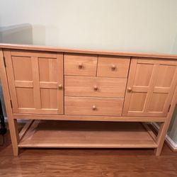 Buffet / Server / Cabinet Have Matching Kitchen / Dining Table Too 