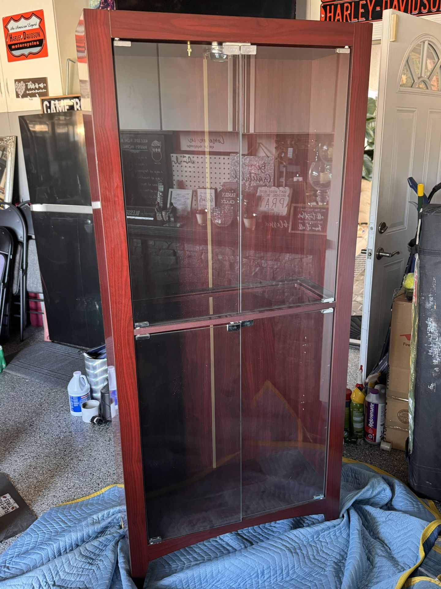 China Cabinet (Dark Wood)