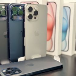 New Unlocked Apple Iphone 15 Pro Max 