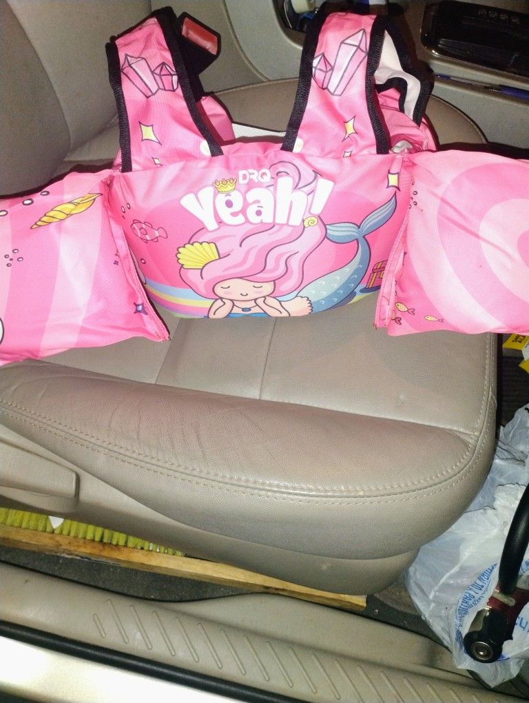 Toddler Swim Support 10 - 30. Kg. Pickup Only Cash