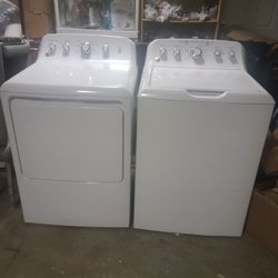 GE Washer And Electric Dryer, Top Load He With Agitator, Many Options, Good Working Condition, Clean Like New