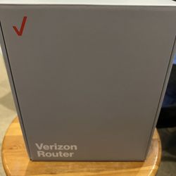 Verizon CR1000A Router