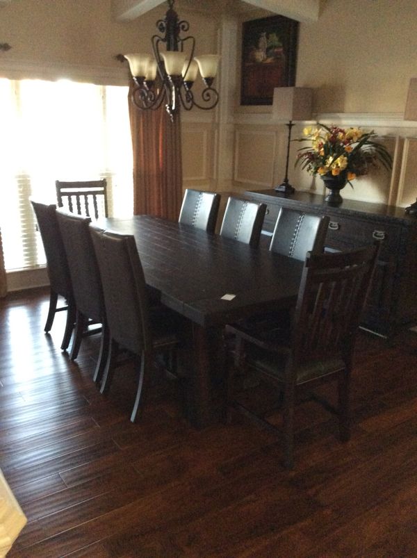Havertys Arden Ridge Dining Room Set Table 8 Chairs And Buffet 1500 00 For In Mcdonough Ga Offerup