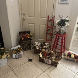 Farmhouse Floral Arrangements And Centerpieces