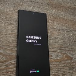 Samsung Galaxy S22 Ultra 128GB UNLOCKED