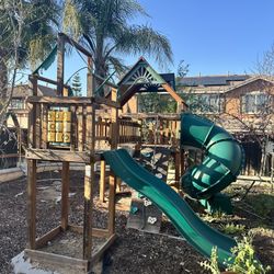 Kids Play set /swing Set 900$