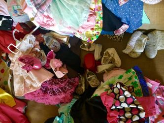 Tons of baby girl stuff 0-2T