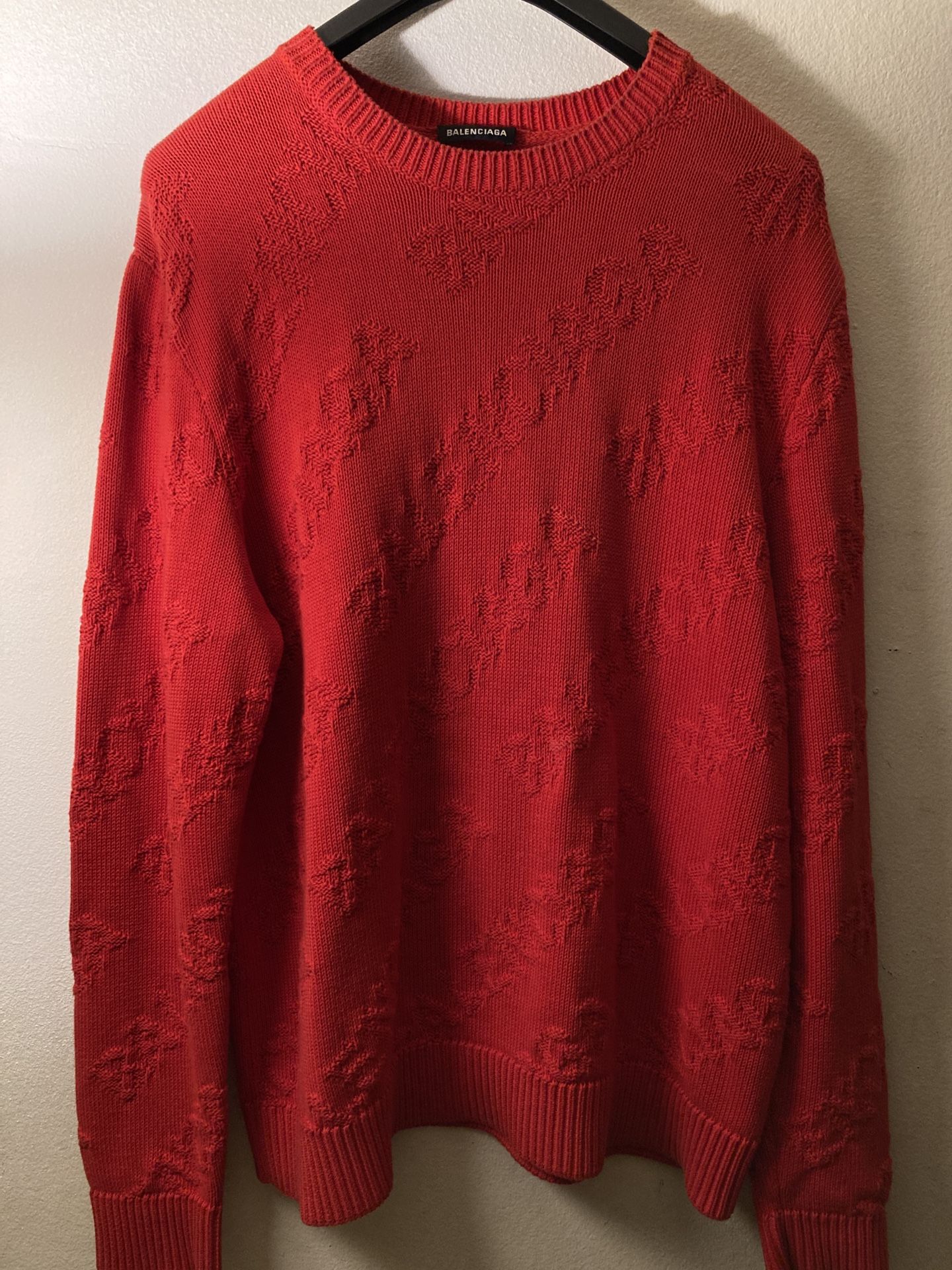 Authentic Balenciaga Cotton Red Knit Monogram Sweater Size Large/ Extra Large