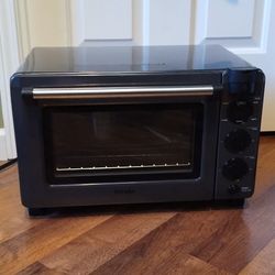 Tovala Pro Oven With Pan, Silicone Muffin Pan, And Measuring Cup And Spoon