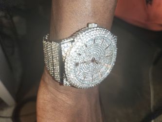 vvs Iced Out Watch