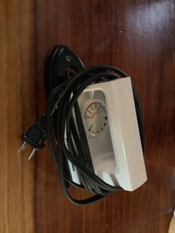 Mini iron . 7 in long electric iron