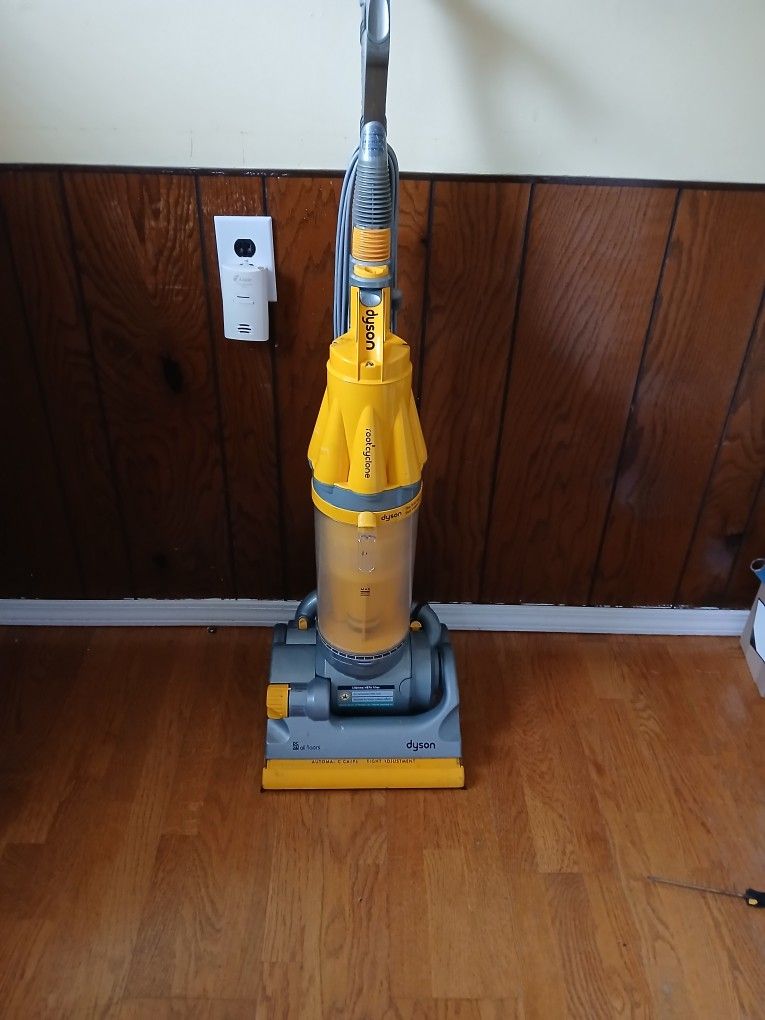 */*/*/* DYSON VACUUM *\*\*\*\