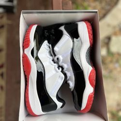 Jordan 11 Concord Bred Low