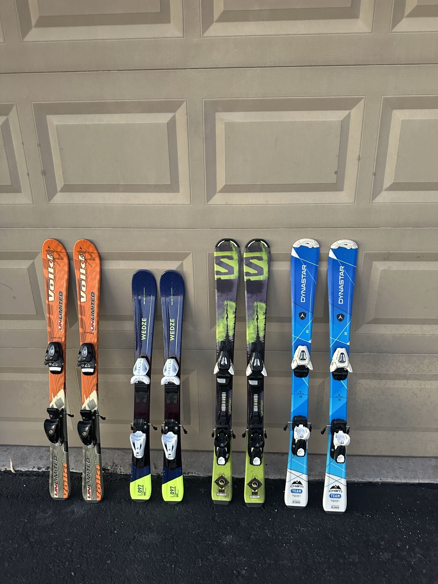 Lot Of Kids Skis Volki, Salomon, Wedze, Dynastar