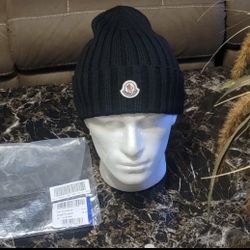 Moncler Black Ribbed Knit Beanie