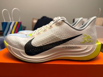Nike Pegasus Plus Sail Pale Ivory Volt Black HQ3451-101 Men's Size 8