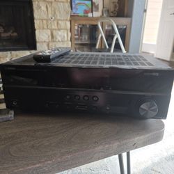 Yamaha Sterio Receiver