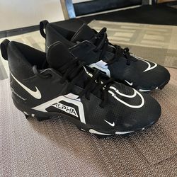 Football cleats  size 6.5
