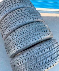235 50 19 Continental tires Con Excelente calidad Las 4