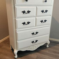 White REAL WOOD 5 Drawer Dresser Please Don't Waste My Time. Read Description. 