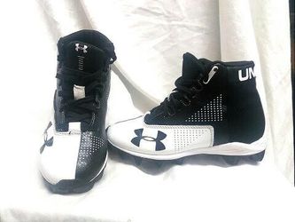 Kids Under Armor ‘Renegade’ Football  Cleats  Sz  13k