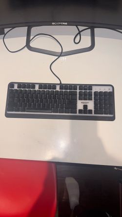 ROCCAT Magma RGB Gaming Keyboard – Excellent Condition