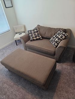 2-seater Sofa with Ottoman and Pillows (2)