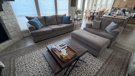 Nice living room set for sale