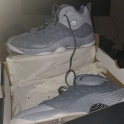 JORDAN JUMP MAN 2 MENS SIZE 13