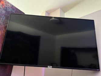 50’ TCL Roku TV