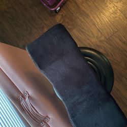 Lash Bed Pillow And Chair 
