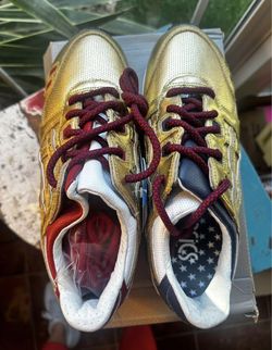 ASICS GEL LYTE III Gold USA X Ronnie Fieg - Unisex 6.5 Men’s/8 Women’s
