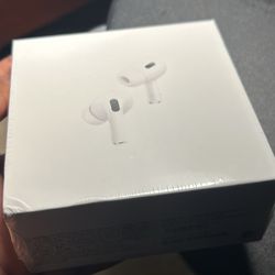Airpods Pro 2nd Gen With Magsafe Charging Case