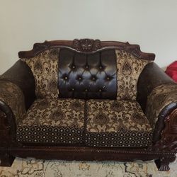 Beautiful Couch Set