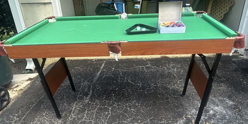 Foldable Pool Table