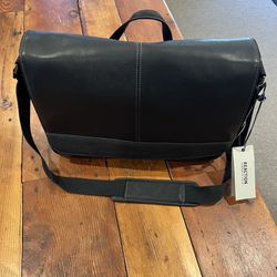 NEW Kenneth Cole Reaction Leather Messenger Bag, Dark Brown