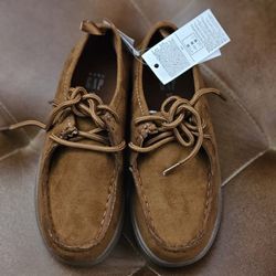 NWT Gap Toddler Suede Shoes.  Size 10