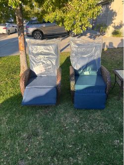 Swivel chairs display model