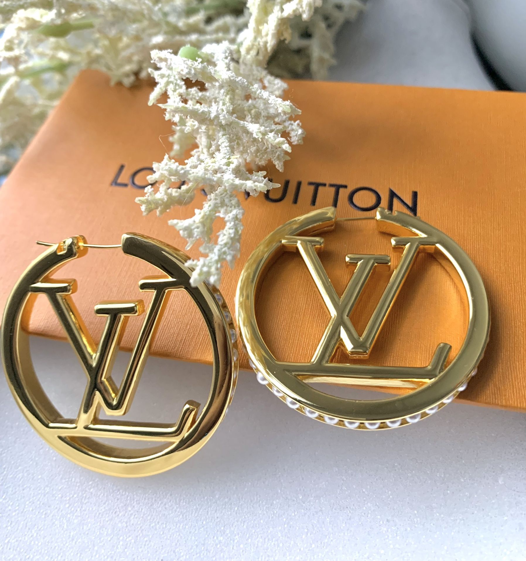 Hoop Earrings With Pearls 5cm