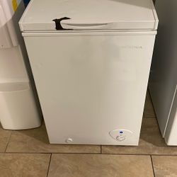 Insignia Deep Freezer