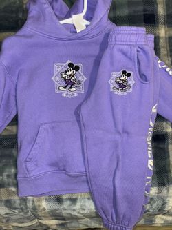 Disney Outfit