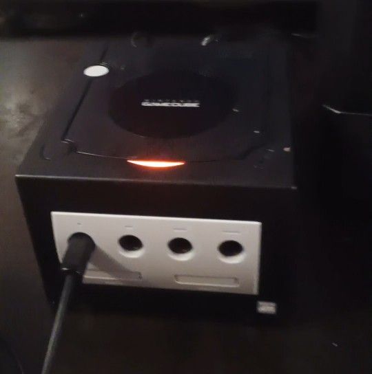 Nintendo GameCube Console " Read Description"
