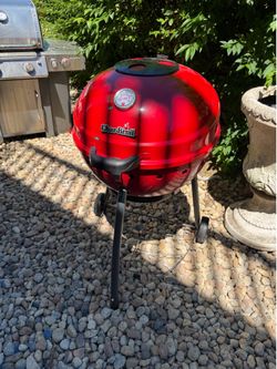 Charcoal grill