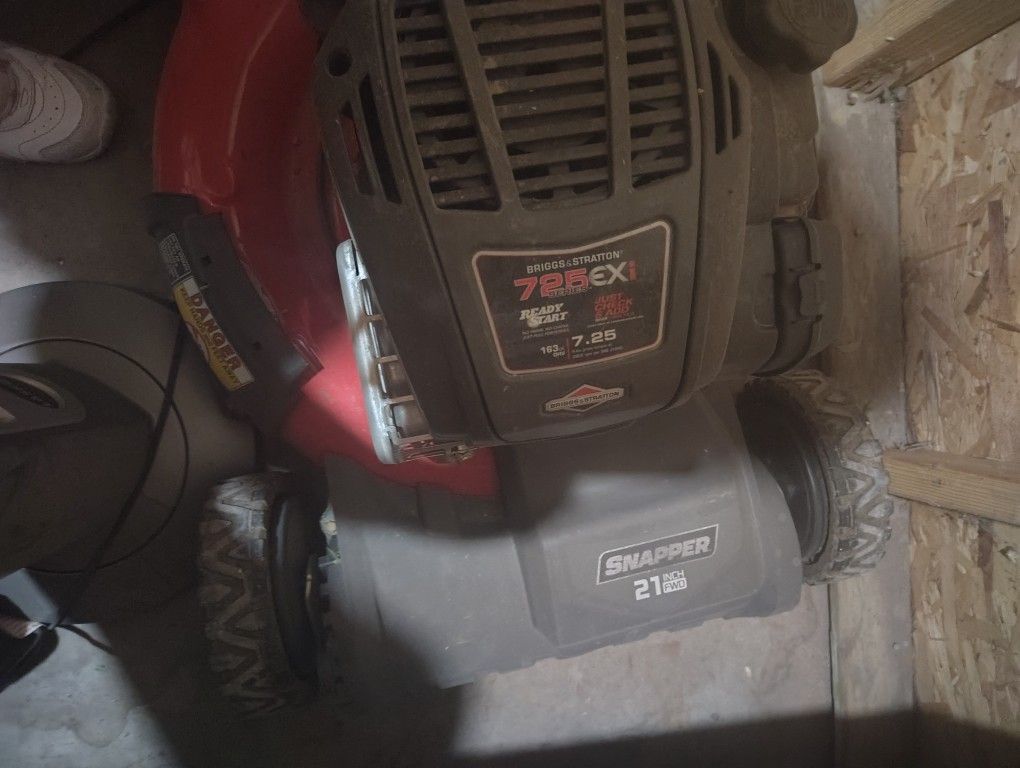 Snapper Lawnmower