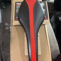 Fizik Arione Bicycle Saddle - Black and Red - KIUM Rails - fi'zi:k K:IUM
