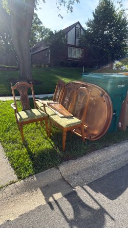 FREE TABLE AND CHAIRS