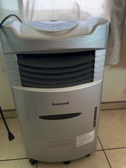 Honeywell Portable Ice Water Air Cooler / AC with Remote – Works Great
